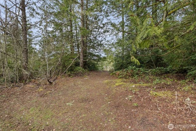 9520 Dishman Road NW, Bremerton, WA 98312