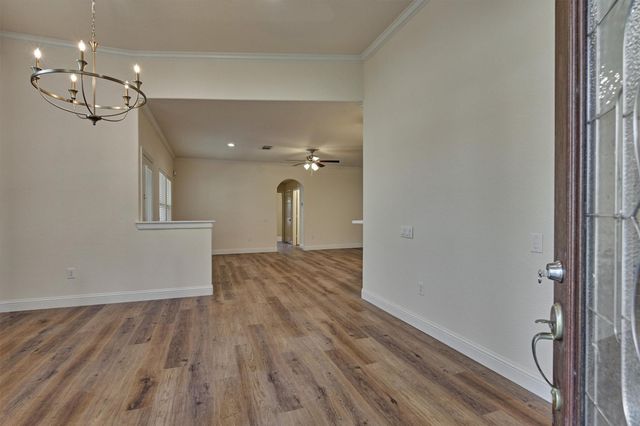 6 Windsor Bridge Drive, Conroe, TX 77384