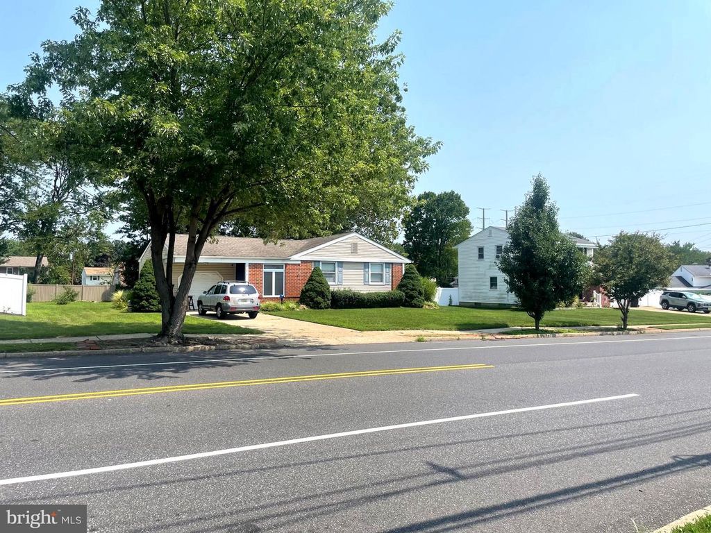 2414 NEW ALBANY RD, CINNAMINSON, NJ 08077 — photo 2