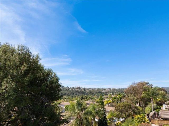 7946 Calle Posada, Carlsbad, CA 92009