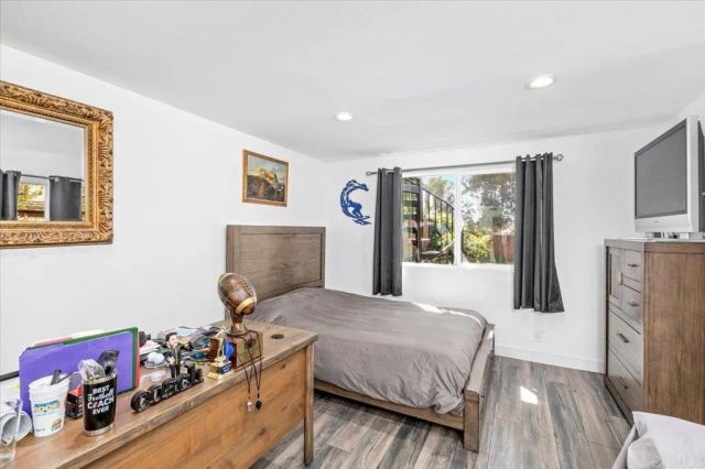 7946 Calle Posada, Carlsbad, CA 92009