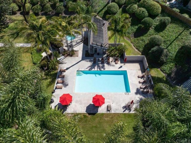 7946 Calle Posada, Carlsbad, CA 92009