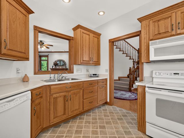 14006 Winchester Road, Fort Wayne, IN 46819