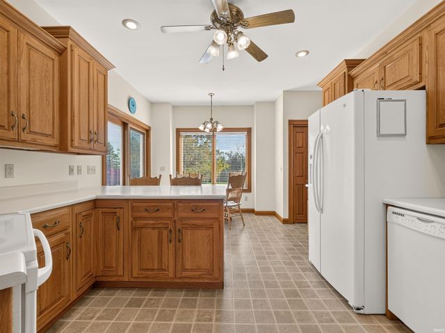 14006 Winchester Road, Fort Wayne, IN 46819