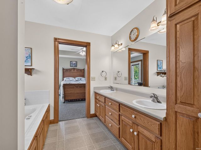 14006 Winchester Road, Fort Wayne, IN 46819