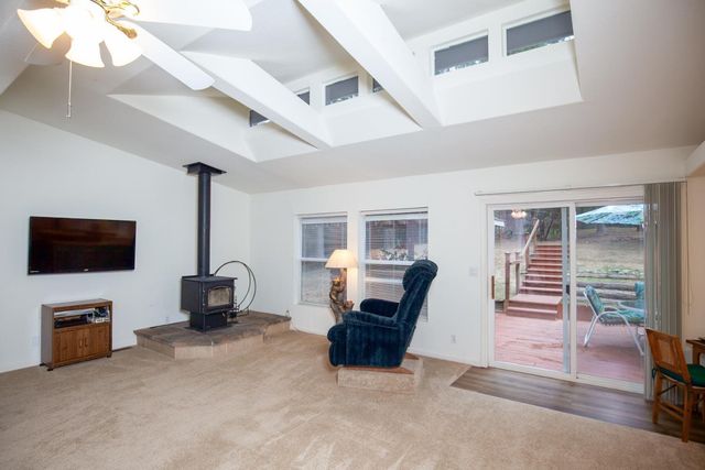 9427 Grizzly Flat Rd, Grizzly Flats, CA 95636