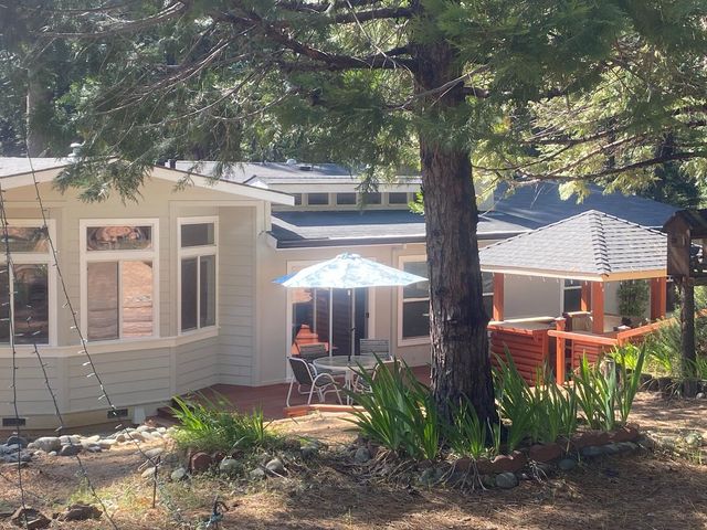 9427 Grizzly Flat Rd, Grizzly Flats, CA 95636