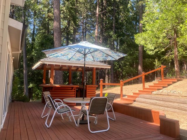 9427 Grizzly Flat Rd, Grizzly Flats, CA 95636