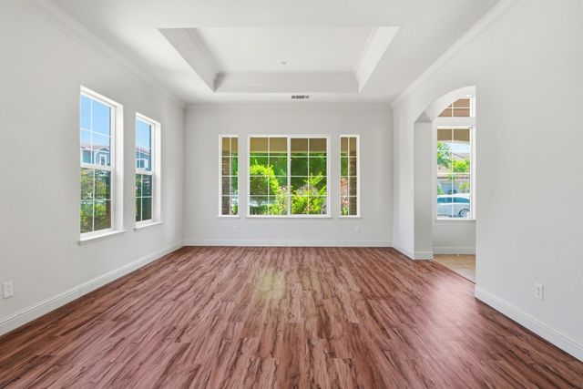 881 Trestle Point, Lathrop, CA 95330