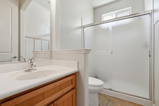 881 Trestle Point, Lathrop, CA 95330