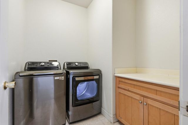 881 Trestle Point, Lathrop, CA 95330