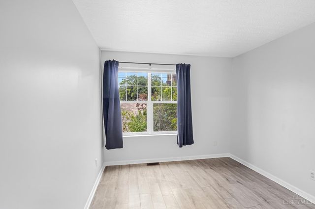 812 Wm H Taft Road, Cincinnati, OH 45206