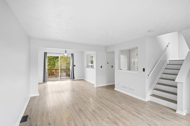 812 Wm H Taft Road, Cincinnati, OH 45206