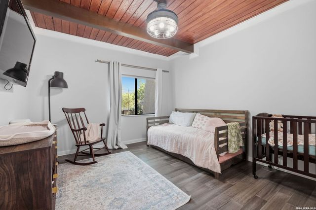 3103 Eisenhauer Rd Apt J11, San Antonio, TX 78209