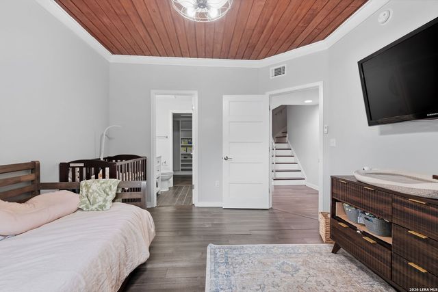 3103 Eisenhauer Rd Apt J11, San Antonio, TX 78209