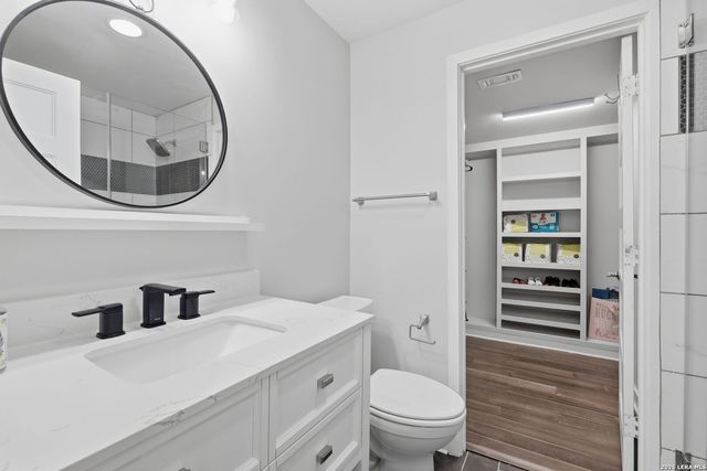 3103 Eisenhauer Rd Apt J11, San Antonio, TX 78209