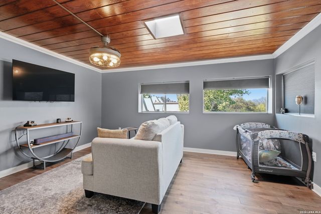 3103 Eisenhauer Rd Apt J11, San Antonio, TX 78209