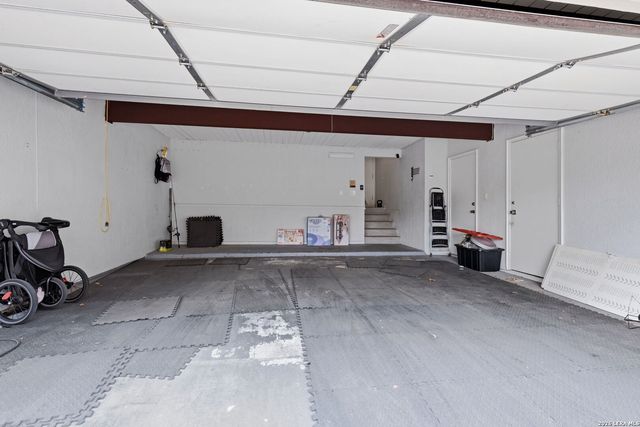 3103 Eisenhauer Rd Apt J11, San Antonio, TX 78209