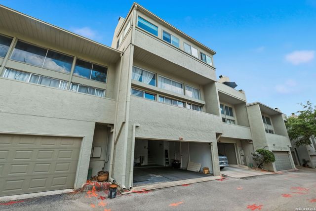 3103 Eisenhauer Rd Apt J11, San Antonio, TX 78209