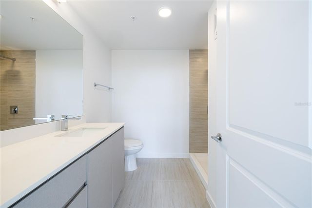 5579 PGA BOULEVARD 323, Orlando, FL 32839