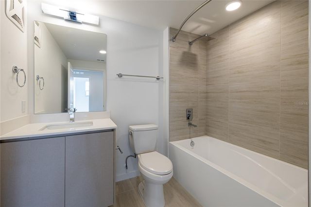 5579 PGA BOULEVARD 323, Orlando, FL 32839