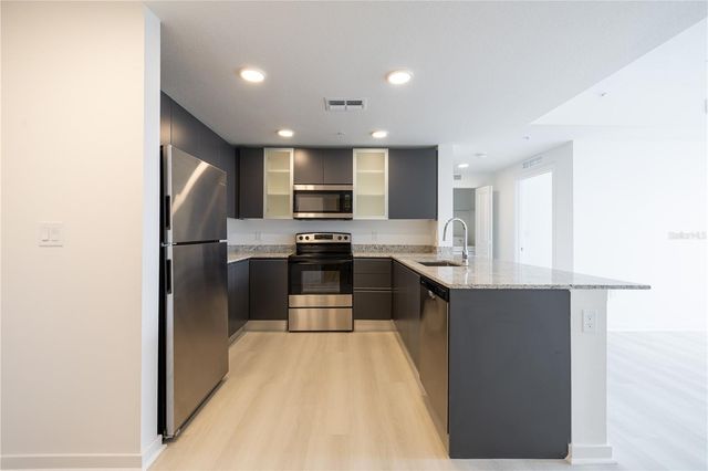 5579 PGA BOULEVARD 323, Orlando, FL 32839