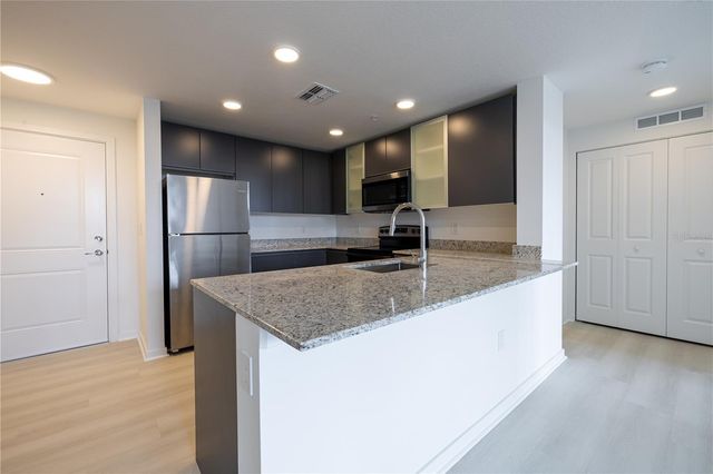 5579 PGA BOULEVARD 323, Orlando, FL 32839