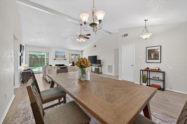 1807 Buckeye Drive, Flower Mound, TX 75028