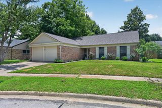 1807 Buckeye Drive, Flower Mound, TX 75028