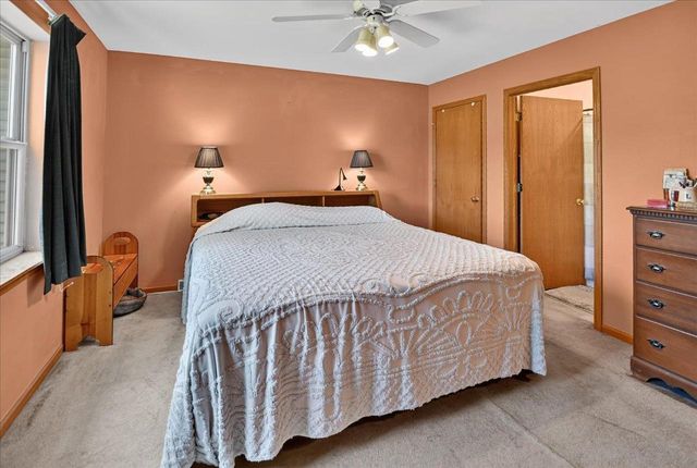 1340 Prairie Rose Drive, Sun Prairie, WI 53590