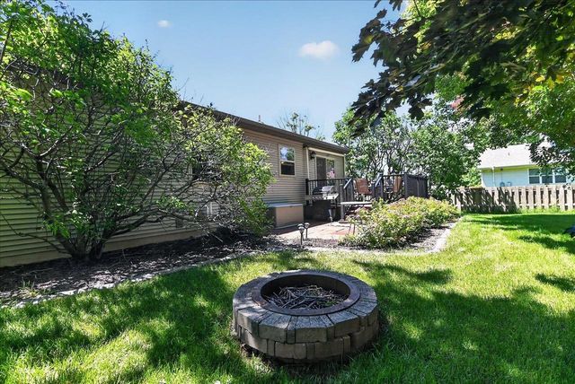 1340 Prairie Rose Drive, Sun Prairie, WI 53590