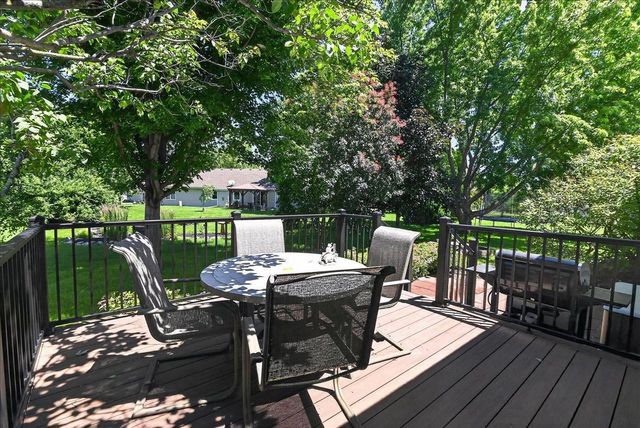 1340 Prairie Rose Drive, Sun Prairie, WI 53590