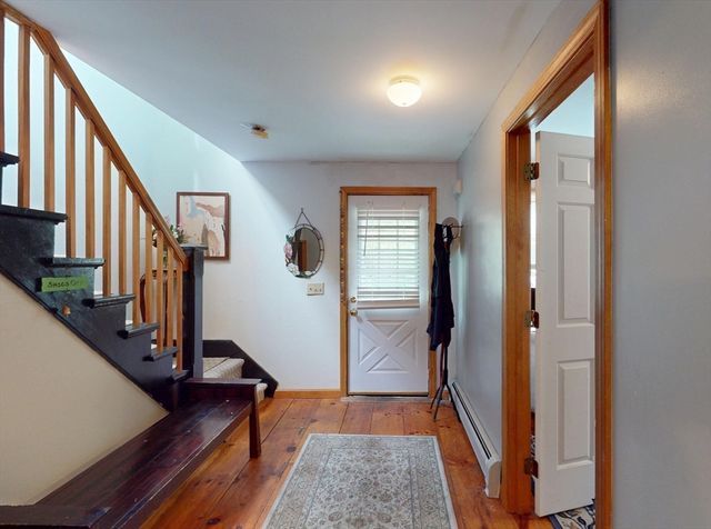42 Water St, Northampton, MA 01053