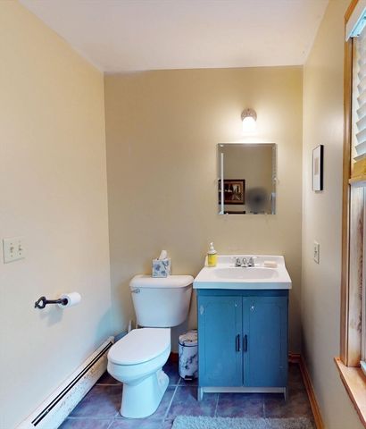 42 Water St, Northampton, MA 01053