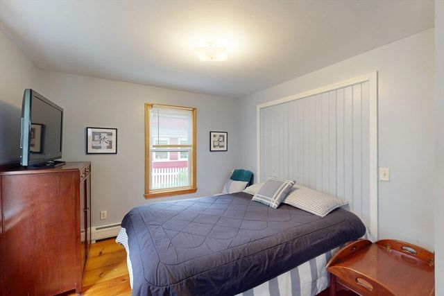 42 Water St, Northampton, MA 01053