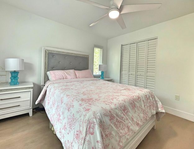 27153 Edenbridge CT, Bonita Springs, FL 34135