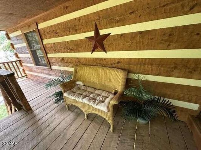 1529 Hidden Circle, Sevierville, TN 37876