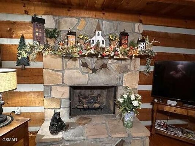 1529 Hidden Circle, Sevierville, TN 37876