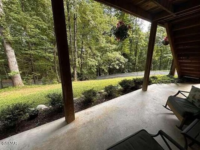 1529 Hidden Circle, Sevierville, TN 37876