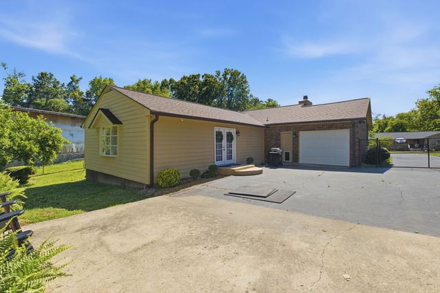 520 Springmont Blvd, Old Hickory, TN 37138
