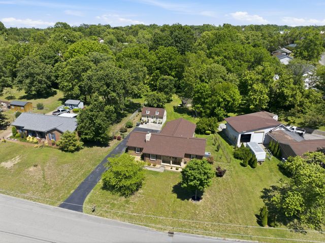 520 Springmont Blvd, Old Hickory, TN 37138