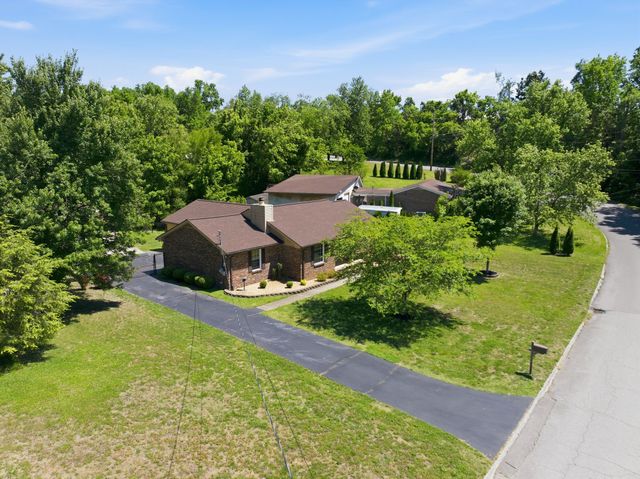 520 Springmont Blvd, Old Hickory, TN 37138