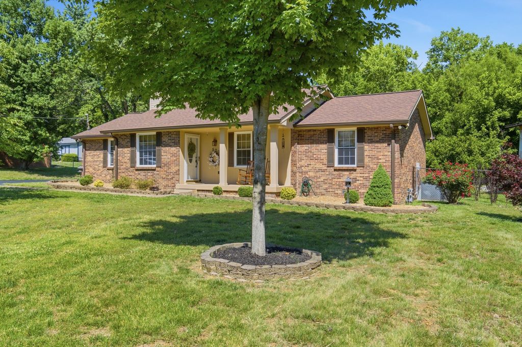 520 Springmont Blvd, Old Hickory, TN 37138