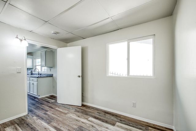 4011 E Madison Avenue, Fresno, CA 93702