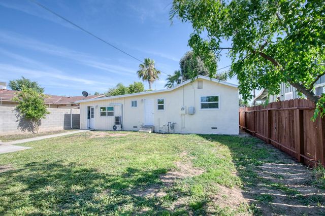 4011 E Madison Avenue, Fresno, CA 93702