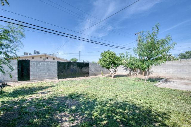4011 E Madison Avenue, Fresno, CA 93702