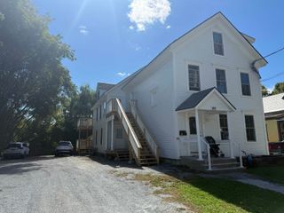 120 Maple Street, Rutland City, VT 05701