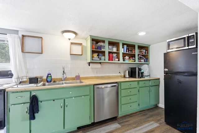 2011 PRAIRIE AVE, Rapid City, SD 57701