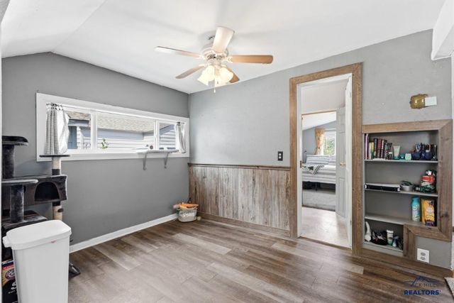 2011 PRAIRIE AVE, Rapid City, SD 57701