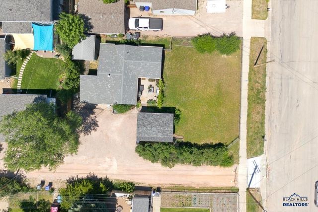 2011 PRAIRIE AVE, Rapid City, SD 57701